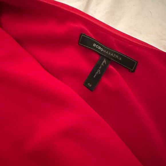 One should red BCBG dress - Picture 3 of 3